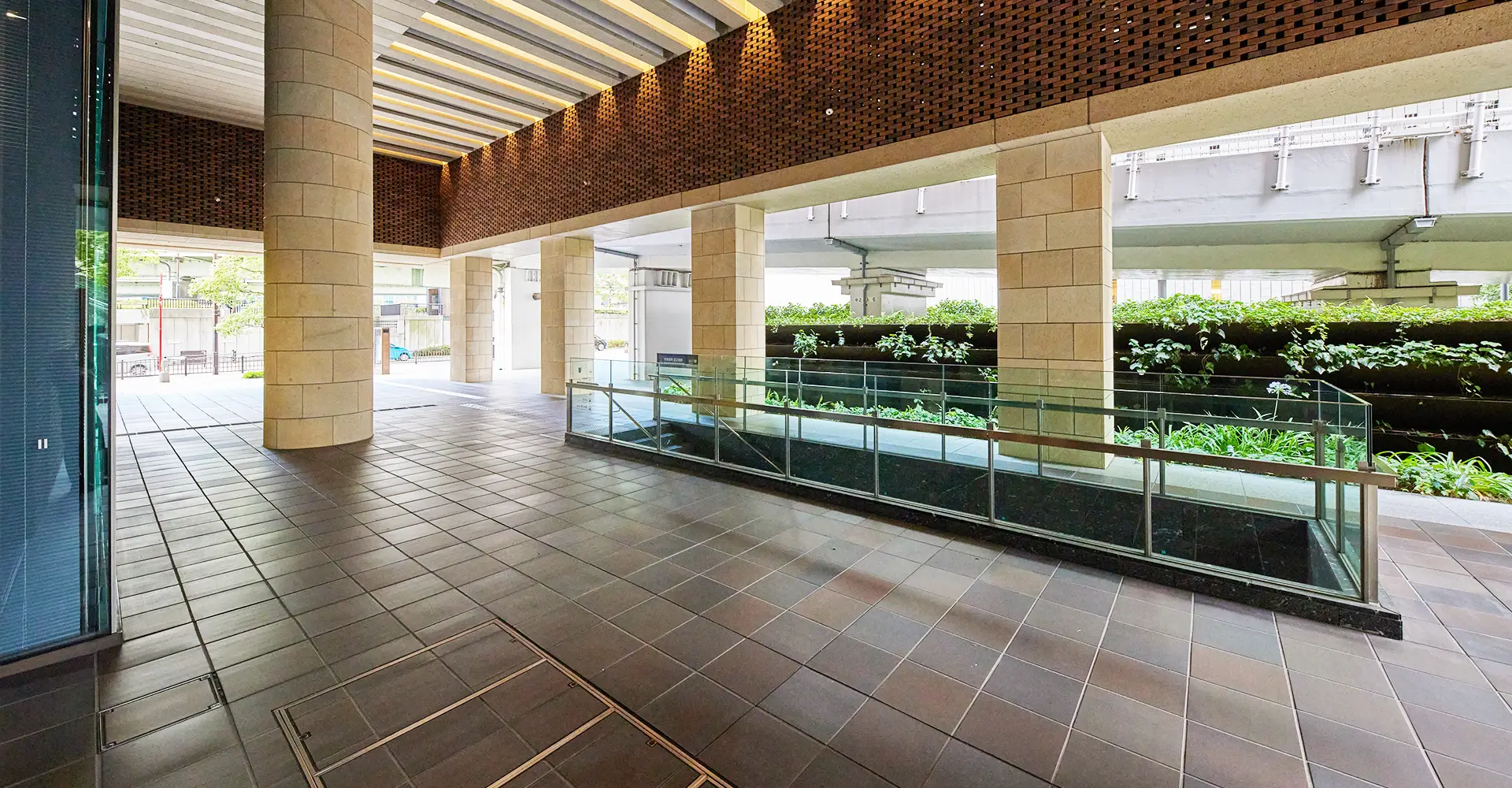 メーカー直接取引によるスピーディな行動力